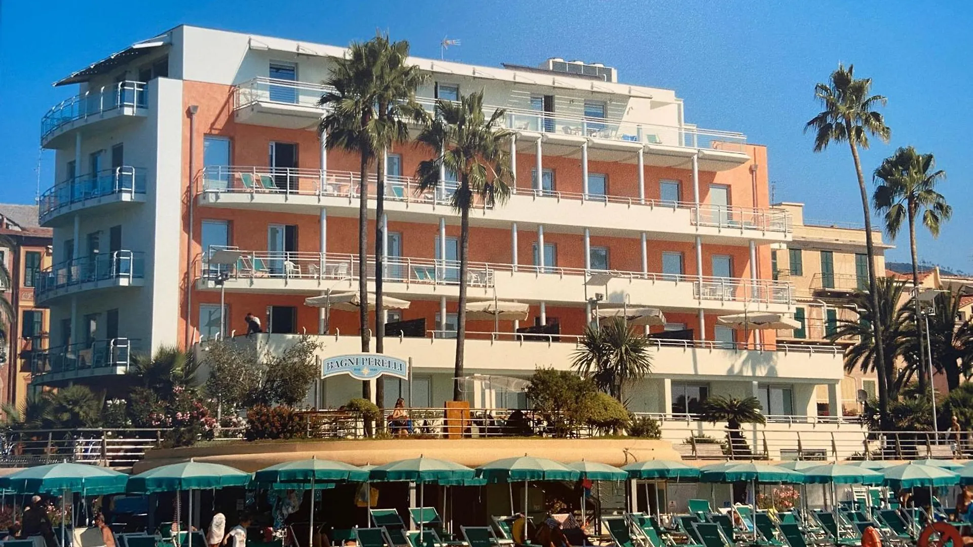 Residence Perelli contacts